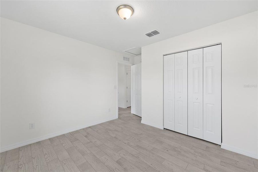 Spacious, unfurnished interior of a new home in , Ocala (Image 26).