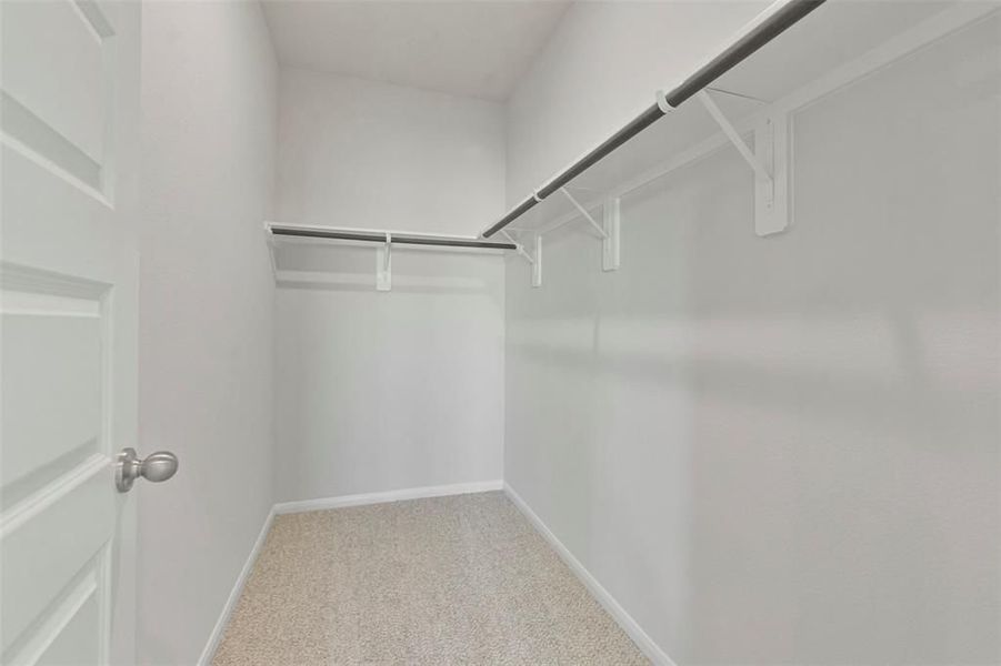 Image 48 of a home in Lakes at Black Oak.