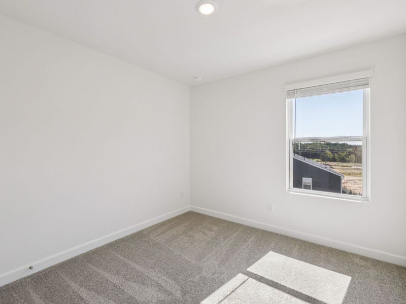 Spacious, unfurnished interior of a new home in Meadows at Wilson Farms - The Heights Series, Fort Mill (Image 17).