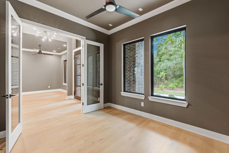 Spacious, unfurnished interior of a new home in , Montgomery (Image 36).
