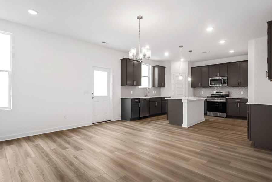 Spacious, unfurnished interior of a new home in Calista Farms, White House (Image 46).