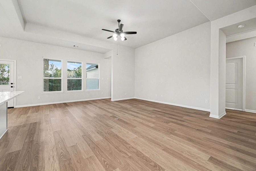Spacious, unfurnished interior of a new home in Rose Hill Estates, Willis (Image 37).
