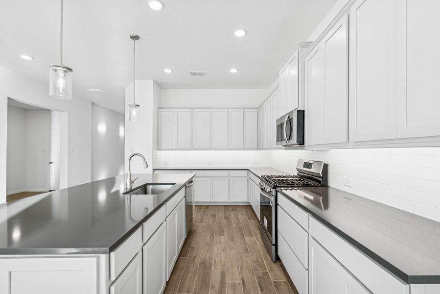 Furnished interior view inside a new home in Oakwood Estates, Waller (Image 11). Furnished interior view inside a new home in Oakwood Estates, Waller (Image 11).
