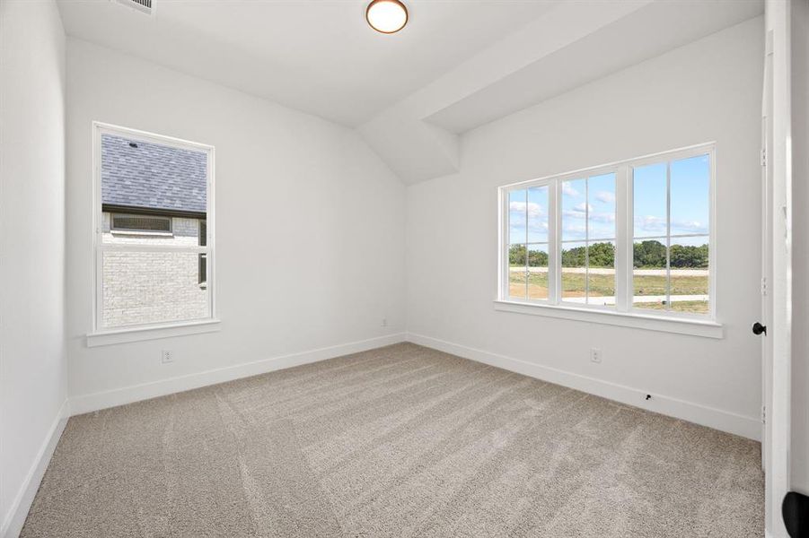 Spacious, unfurnished interior of a new home in Chatham Reserve, Providence Village (Image 21).