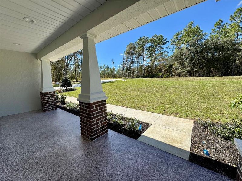 Exterior details and patio area of a home in , Dunnellon (Image 26). Exterior details and patio area of a home in , Dunnellon (Image 26).