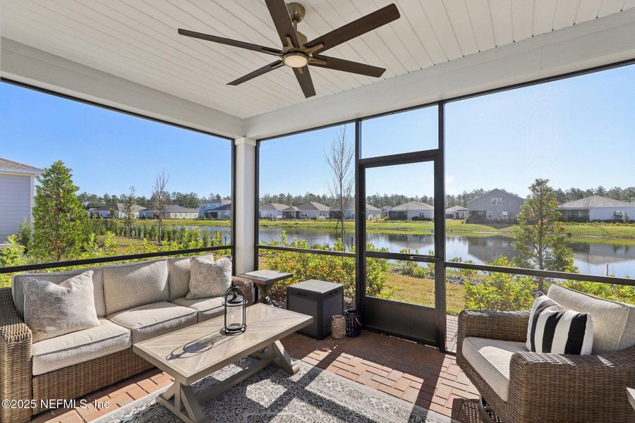 Exterior details and patio area of a home in Shearwater, St. Augustine (Image 3).