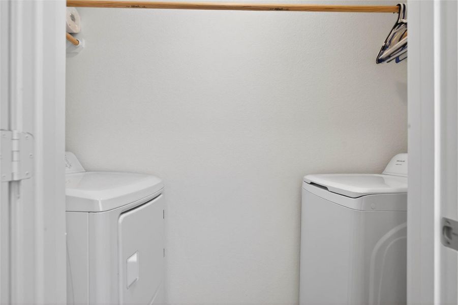 Close-up of interior finishes inside a home in Anniston, Katy (Image 20).