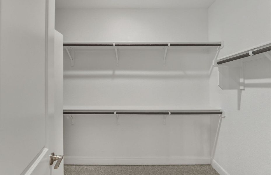 Spacious, unfurnished interior of a new home in Saddleback at Santa Rita Ranch, Liberty Hill (Image 47).