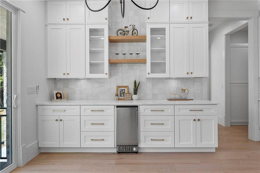 Furnished interior view inside a new home in , Lawrenceville (Image 40).