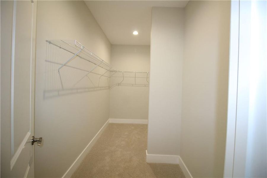 Spacious, unfurnished interior of a new home in , Douglasville (Image 9). Spacious, unfurnished interior of a new home in , Douglasville (Image 9).