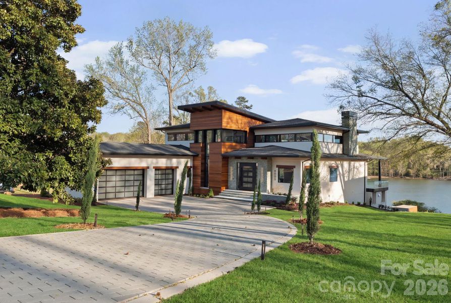 Community amenities in , Charlotte (Image 30).