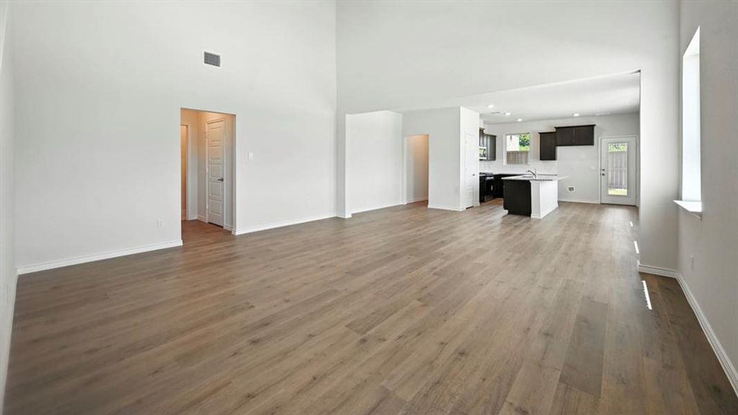Spacious, unfurnished interior of a new home in The Woods at Lindsey Place, Anna (Image 30). Spacious, unfurnished interior of a new home in The Woods at Lindsey Place, Anna (Image 30).