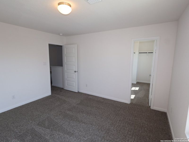 Spacious, unfurnished interior of a new home in Paloma Park, Converse (Image 19). Spacious, unfurnished interior of a new home in Paloma Park, Converse (Image 19).
