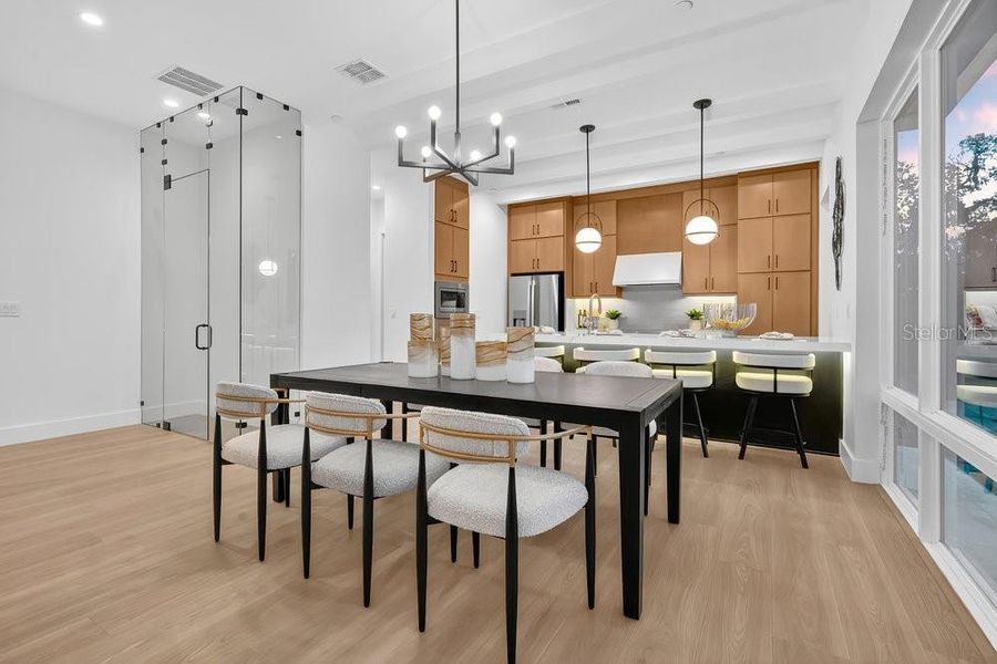 Furnished interior view inside a new home in , Orlando (Image 46).