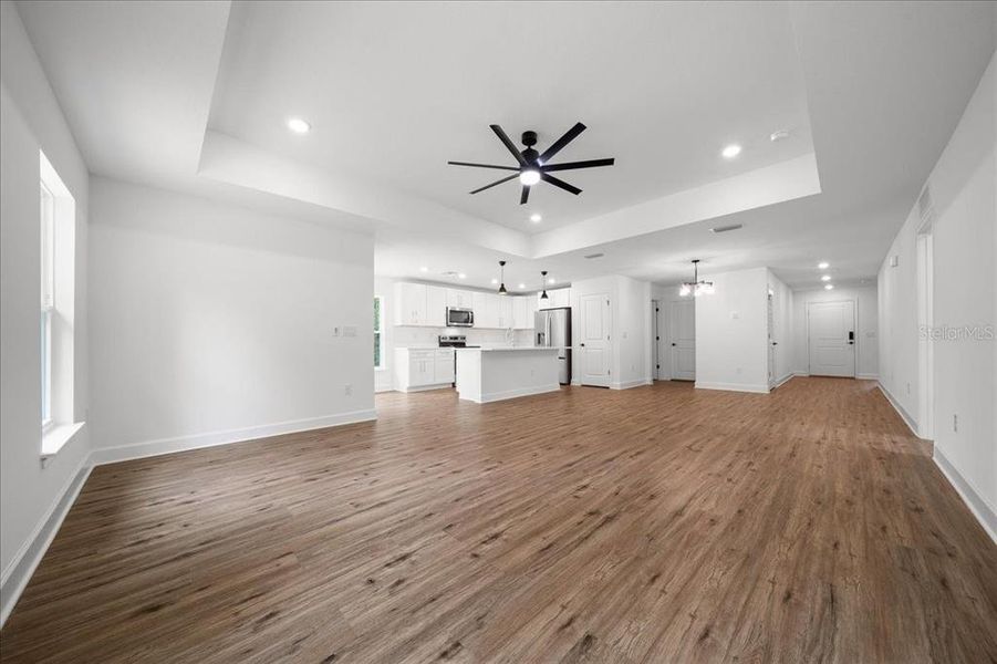 Spacious, unfurnished interior of a new home in , Weeki Wachee (Image 54).