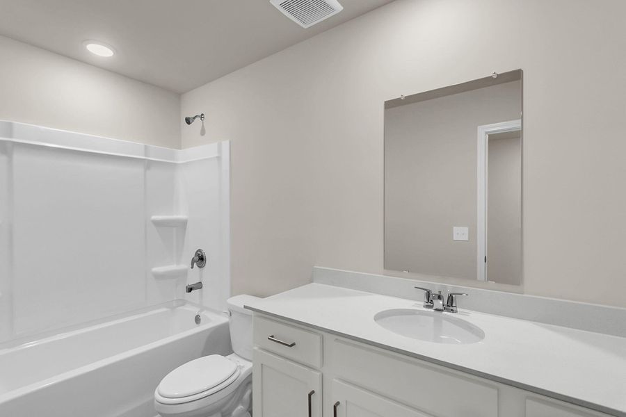 Furnished interior view inside a new home in , Ravenel (Image 7).