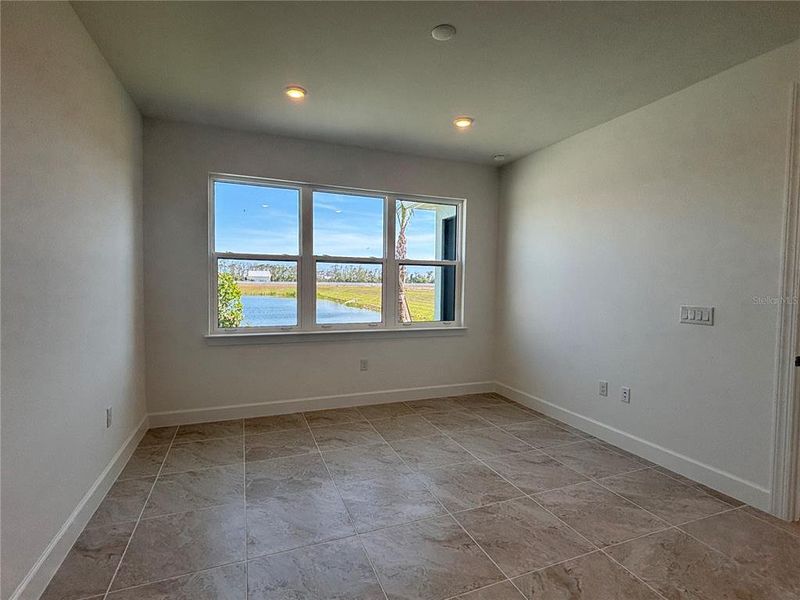 Spacious, unfurnished interior of a new home in Shores at Stillwater, Englewood (Image 18).