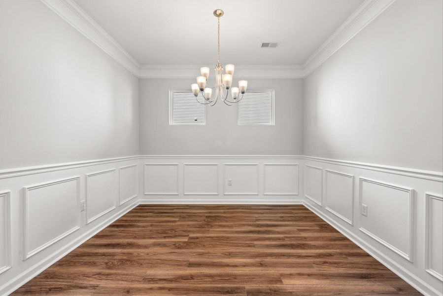 Spacious, unfurnished interior of a new home in Parker's Preserve, Ridgeville (Image 11).