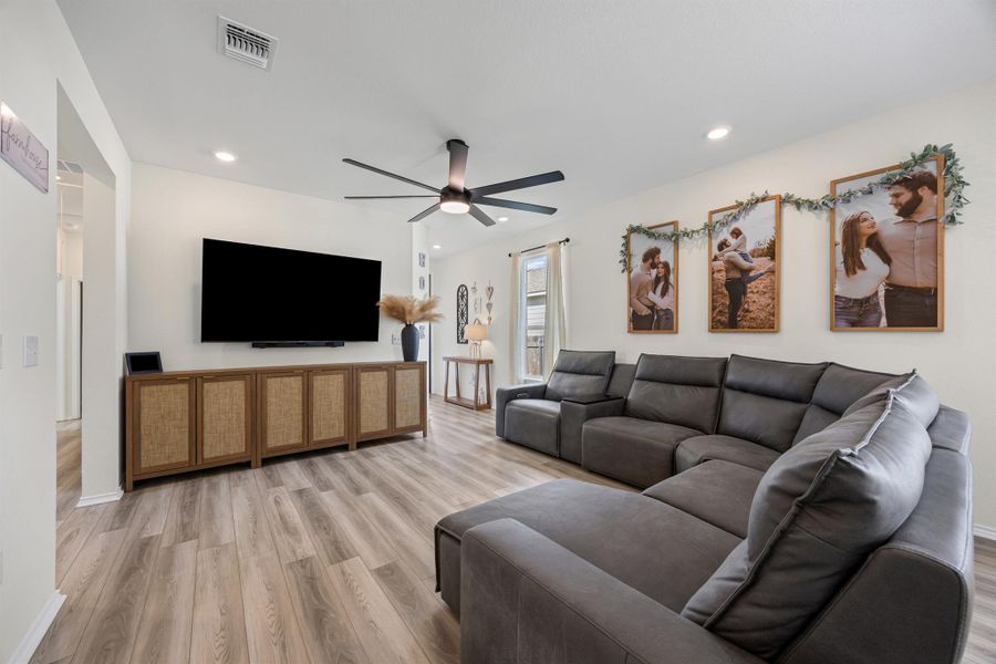 Furnished interior view inside a new home in , Lockhart (Image 10).