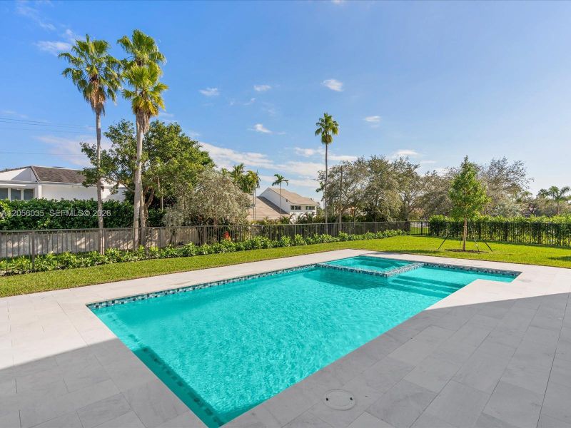 Community amenities in , Miami (Image 79). Community amenities in , Miami (Image 79).