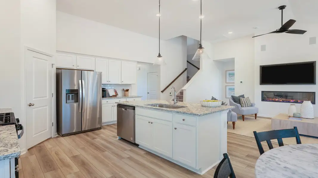 Kitchen(7) Kitchen(7)