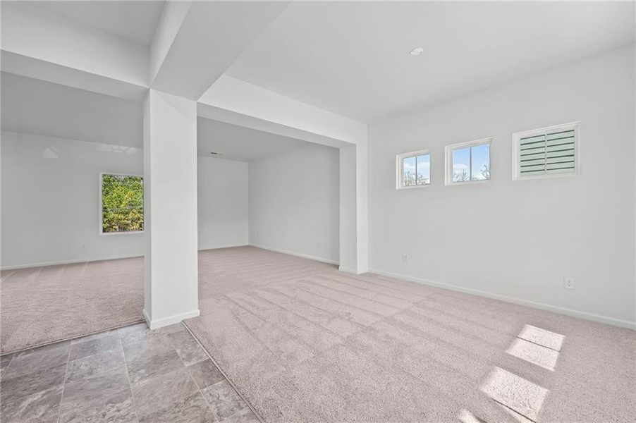 Spacious, unfurnished interior of a new home in Sage Woods, Dallas (Image 19).