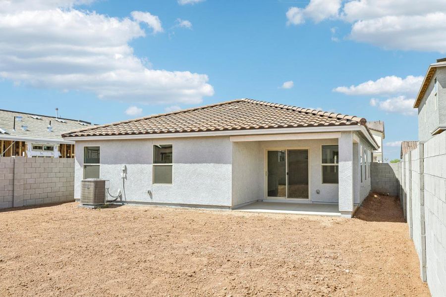 Exterior details and patio area of a home in Bella Camino Traditions, San Tan Valley (Image 3). Exterior details and patio area of a home in Bella Camino Traditions, San Tan Valley (Image 3).