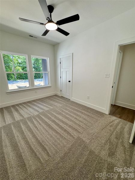 Spacious, unfurnished interior of a new home in , Landis (Image 23).