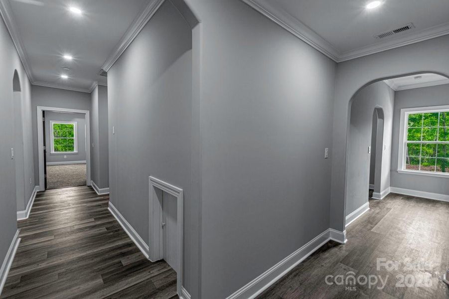 Spacious, unfurnished interior of a new home in , Concord (Image 19).