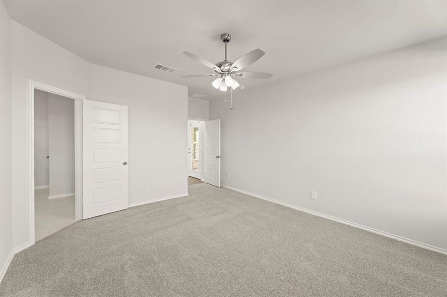 14. 1700 Edgeway - Primary (2)