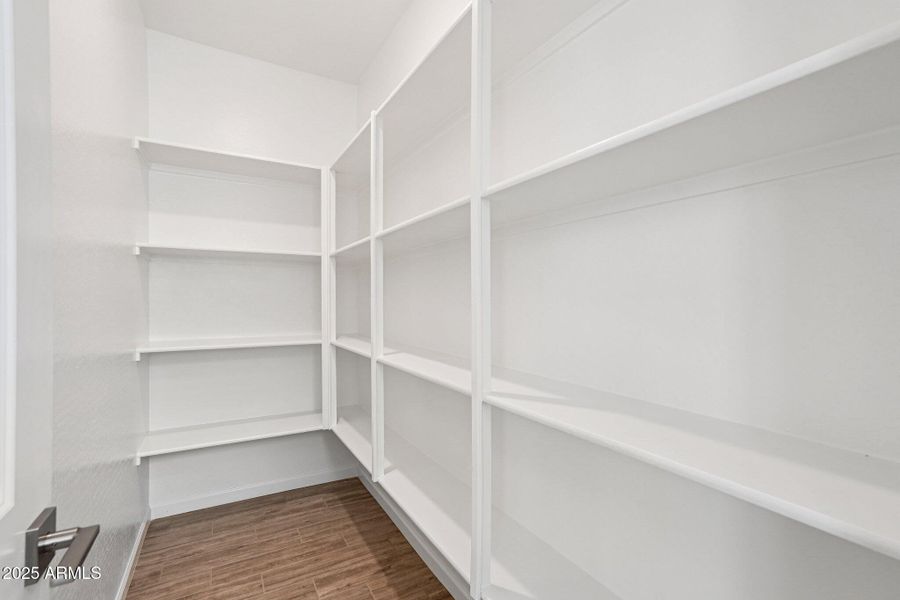 19-web-or-mls-W Brown St-S1909-019