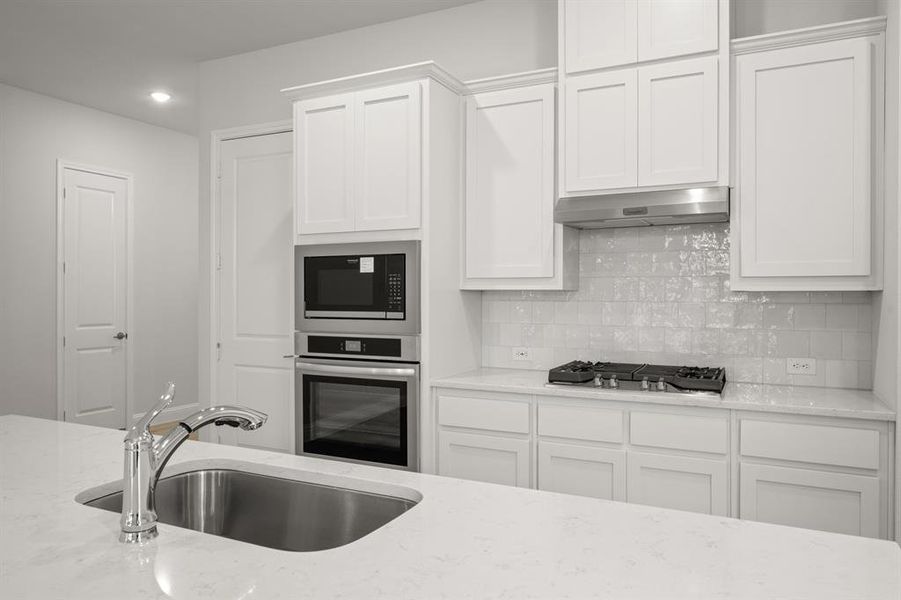 2297 High Plain- Kitchen-1 2297 High Plain- Kitchen-1