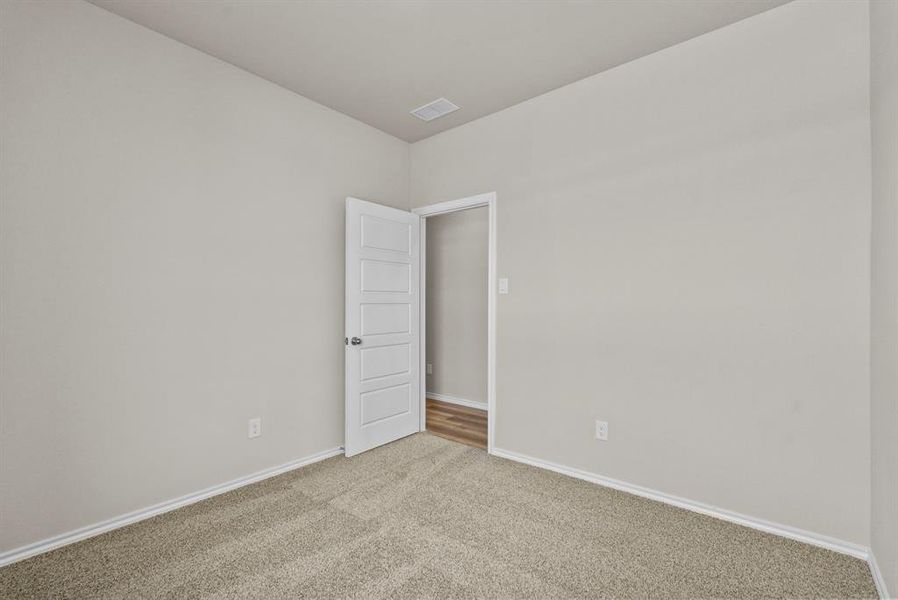 Spacious, unfurnished interior of a new home in Terra Trace, Fort Worth (Image 20). Spacious, unfurnished interior of a new home in Terra Trace, Fort Worth (Image 20).