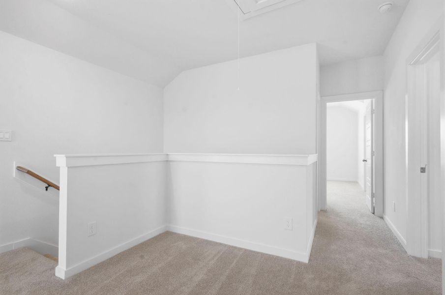 Spacious, unfurnished interior of a new home in , Iowa Colony (Image 41).