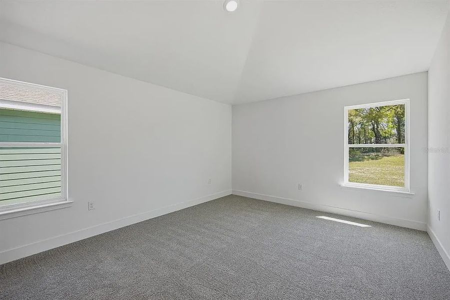 Spacious, unfurnished interior of a new home in Briarwood, Alachua (Image 20).