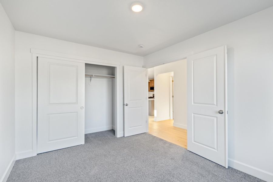 Spacious, unfurnished interior of a new home in Feather Ridge, Redmond (Image 12). Spacious, unfurnished interior of a new home in Feather Ridge, Redmond (Image 12).