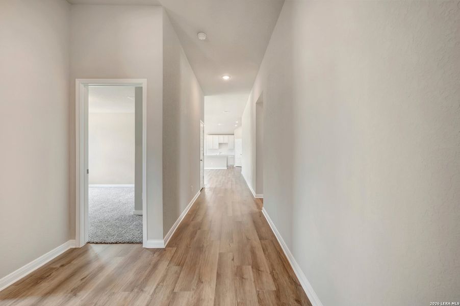 Spacious, unfurnished interior of a new home in Hickory Ridge Estates, Elmendorf (Image 16).