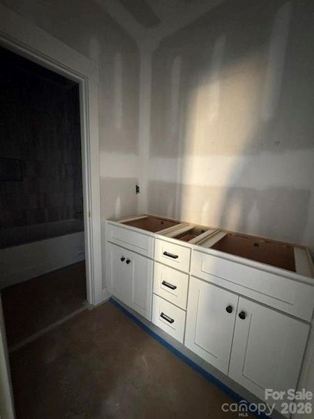Upper full bath 5/16