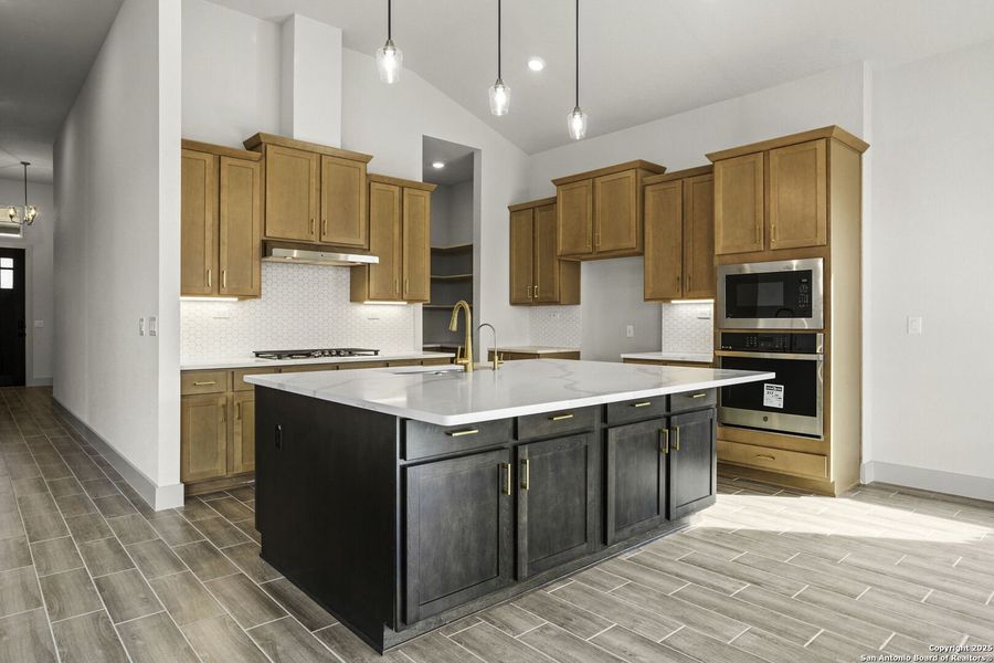 Furnished interior view inside a new home in Weltner Farms 60’s, New Braunfels (Image 9).