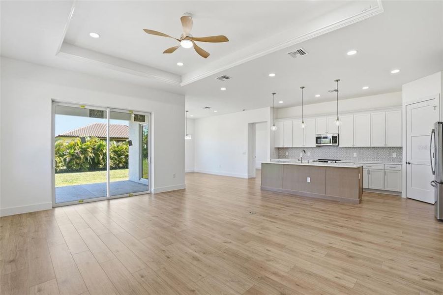 Spacious, unfurnished interior of a new home in , Punta Gorda (Image 25).