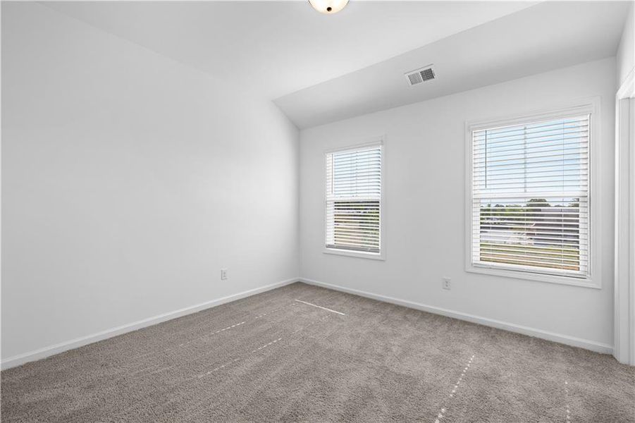Spacious, unfurnished interior of a new home in Nickel Creek at Newnan Crossing, Newnan (Image 35). Spacious, unfurnished interior of a new home in Nickel Creek at Newnan Crossing, Newnan (Image 35).