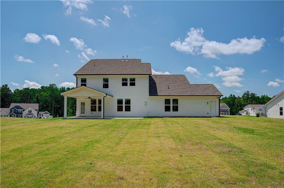 Exterior details and patio area of a home in , Senoia (Image 3).