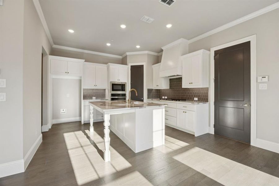 Open kitchen great for entertaining.