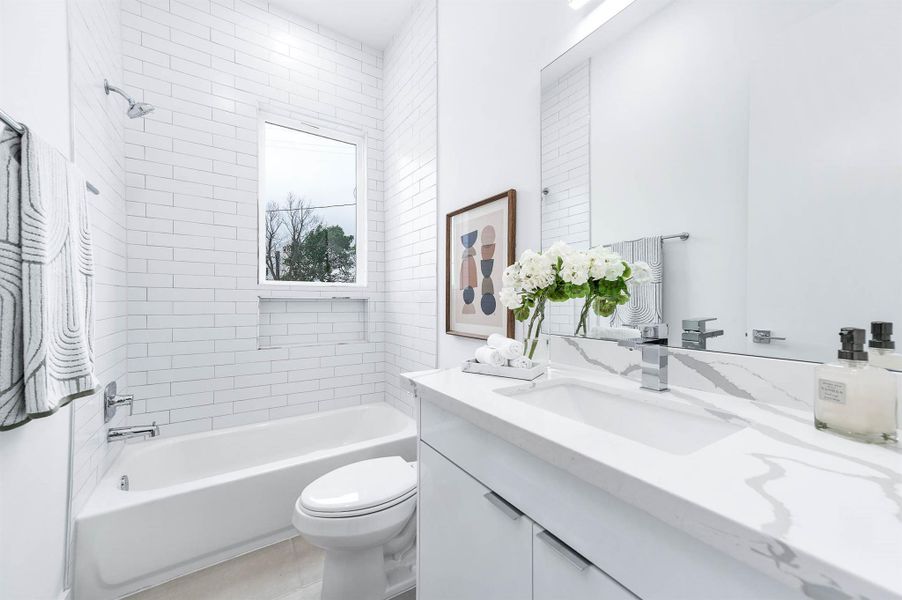 Third Bedroom En-Suite Bathroom