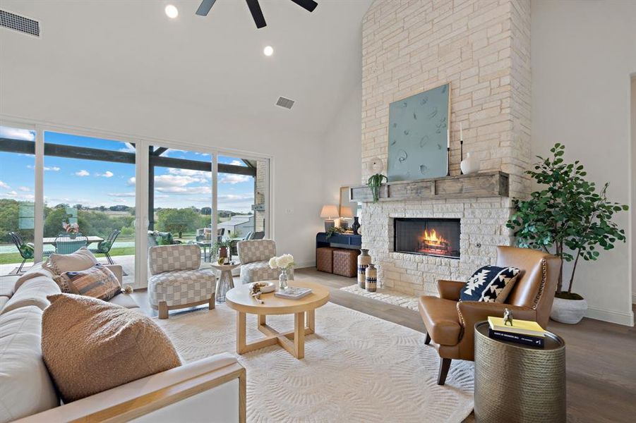 Furnished interior view inside a new home in , Rhome (Image 23).