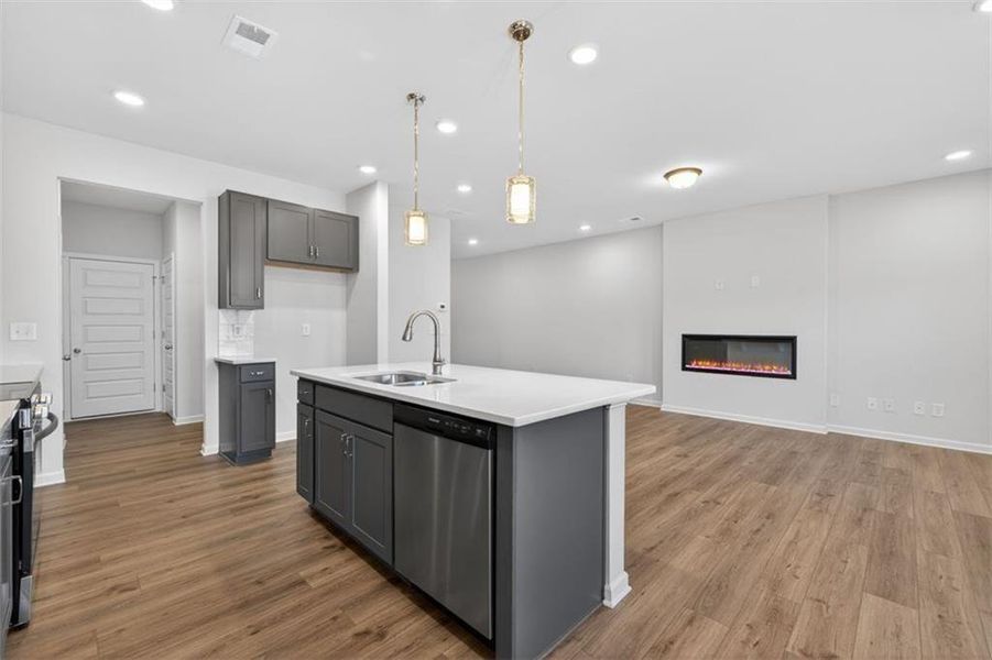 Furnished interior view inside a new home in Franklin Manor, Lawrenceville (Image 7).