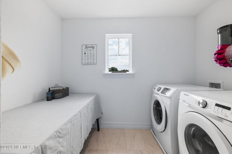 Furnished interior view inside a new home in Rolling Hills, St. Augustine (Image 44).