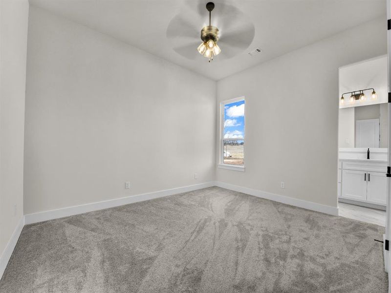 Spacious, unfurnished interior of a new home in , Weatherford (Image 33). Spacious, unfurnished interior of a new home in , Weatherford (Image 33).