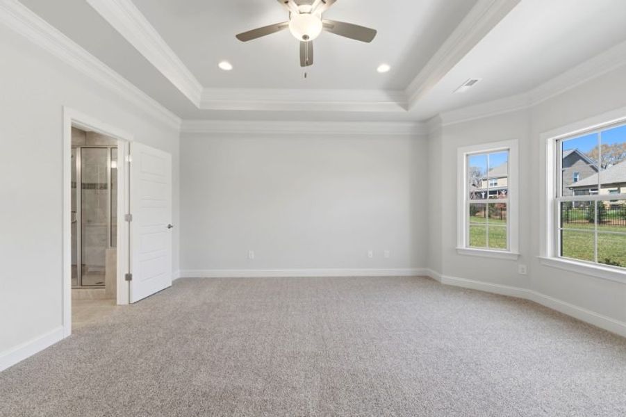 Spacious, unfurnished interior of a new home in Weybridge, Burlington (Image 48).