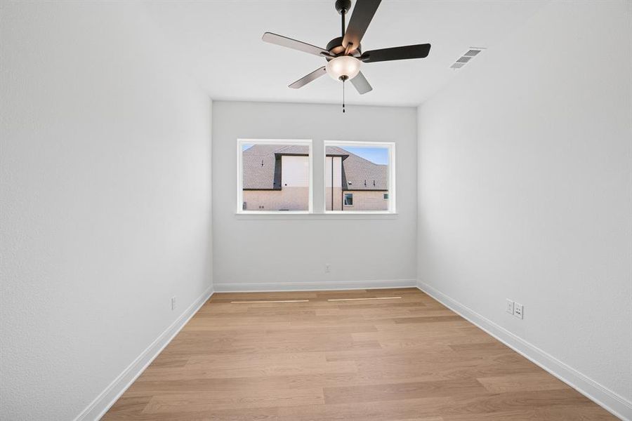 Spacious, unfurnished interior of a new home in Pecan Square - Gardens, Northlake (Image 24). Spacious, unfurnished interior of a new home in Pecan Square - Gardens, Northlake (Image 24).